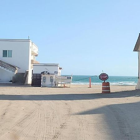 The Suites At Rocky Point 2 ภายนอก รูปภาพ