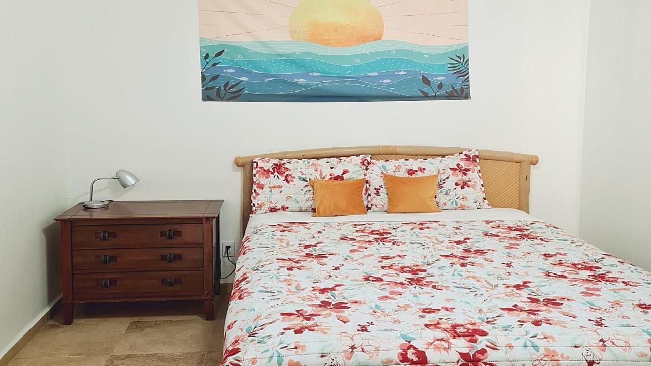 The Suites At Rocky Point 2 ภายนอก รูปภาพ