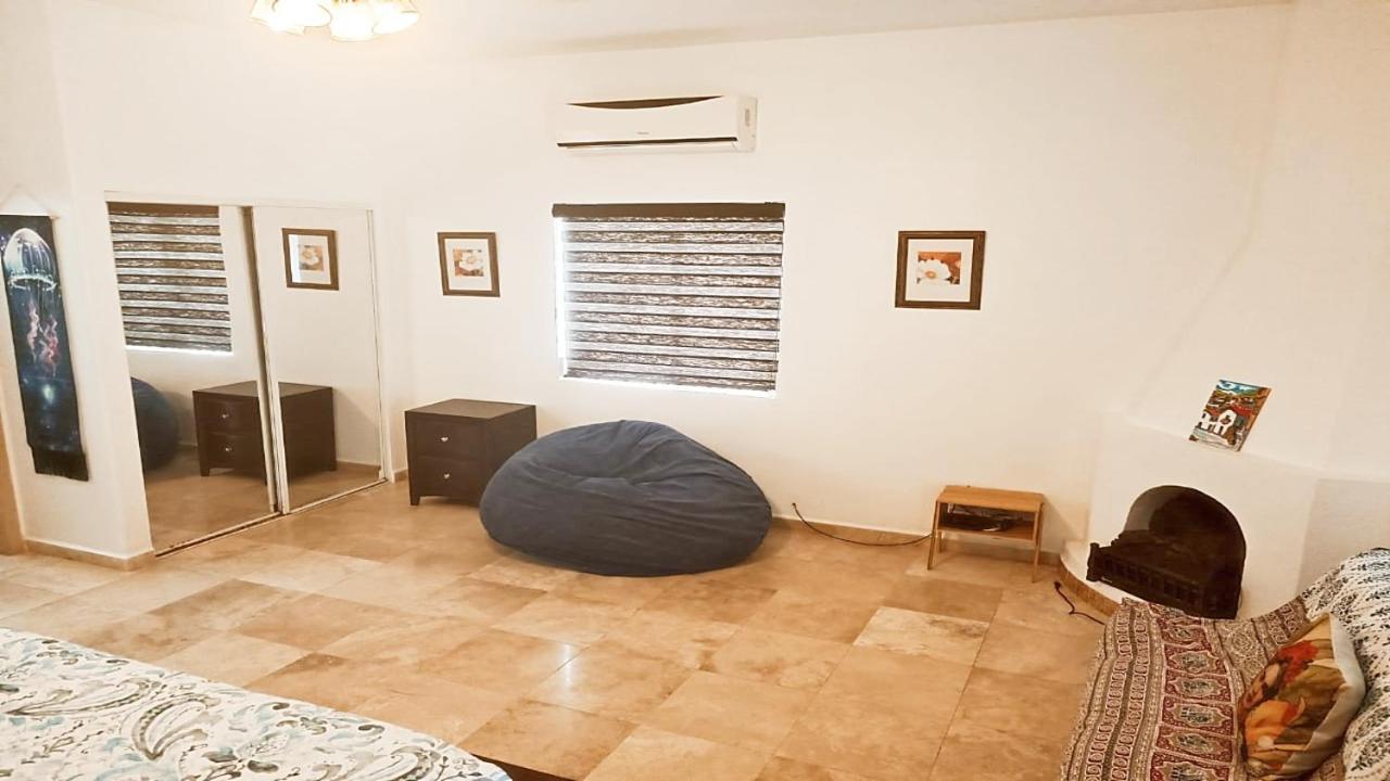The Suites At Rocky Point 2 ภายนอก รูปภาพ